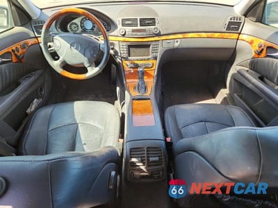 Zdjęcie 8 z 12 samochodu: 2006 MERCEDES-BENZ E 500 VIN:WDBUF70J56A832596 - miniatura