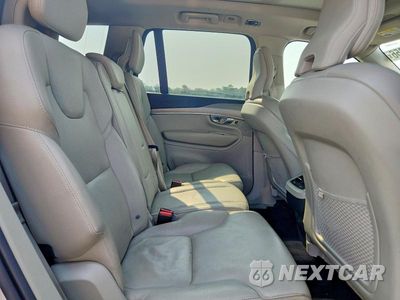 Zdjęcie 11 z 13 samochodu: 2022 VOLVO XC90 T5 MOMENTUM VIN:YV4102PK1N1836700 - miniatura