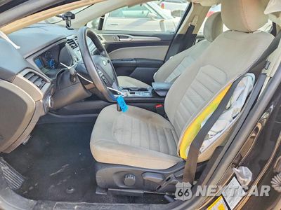 Zdjęcie 7 z 12 samochodu: 2018 FORD FUSION S VIN:3FA6P0G71JR285730 - miniatura