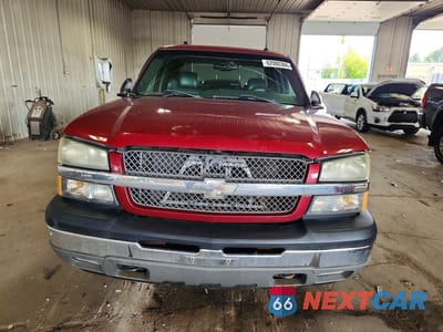 Piąte zdjęcie samochodu w środku: 2005 CHEVROLET SILVERADO K1500 VIN:2GCEK13T651386351 - miniatura