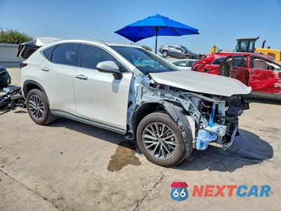 Czwarte zdjęcie samochodu z boku: 2025 LEXUS NX 350H PREMIUM VIN:JTJGKCEZ3S2046993 - miniatura