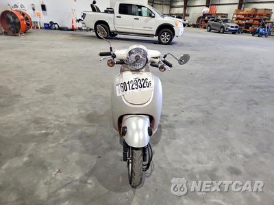 Drugie zdjęcie samochodu z przodu: 2014 HONDA NCH50 VIN:LALAF7019E3103155 - miniatura