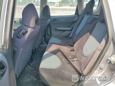 Zdjęcie 10 z 12 samochodu: 2007 HONDA FIT S VIN:JHMGD38647S026661 - miniatura