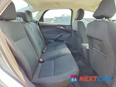 Zdjęcie 10 z 12 samochodu: 2016 FORD FOCUS SE VIN:1FADP3F2XGL341038 - miniatura