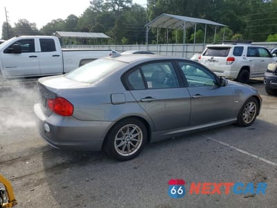 Trzecie zdjęcie samochodu z tyłu: 2010 BMW 328 I VIN:WBAPH7C53AA176363 - miniatura