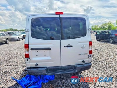 Zdjęcie 6 z 14 samochodu: 2017 NISSAN NV 3500 HD S VIN:5BZBF0AA4HN853210 - miniatura