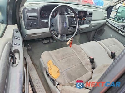 Zdjęcie 8 z 12 samochodu: 2006 FORD F250 SUPER DUTY VIN:1FTSX21P36EB21855 - miniatura