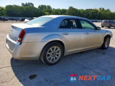 Trzecie zdjęcie samochodu z tyłu: 2012 CHRYSLER 300 VIN:2C3CCAAG6CH116717 - miniatura