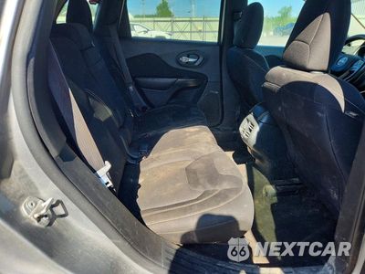 Zdjęcie 11 z 13 samochodu: 2015 JEEP CHEROKEE LATITUDE VIN:1C4PJMCB8FW691946 - miniatura