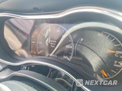 Zdjęcie 9 z 14 samochodu: 2020 JEEP GRAND CHEROKEE LAREDO VIN:1C4RJFAGXLC125402 - miniatura