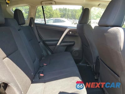 Zdjęcie 11 z 14 samochodu: 2016 TOYOTA RAV4 XLE VIN:2T3RFREV7GW461703 - miniatura