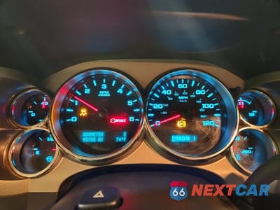 Zdjęcie 9 z 12 samochodu: 2013 CHEVROLET SILVERADO K2500 HEAVY DUTY LT VIN:1GC1KXCG0DF222671 - miniatura