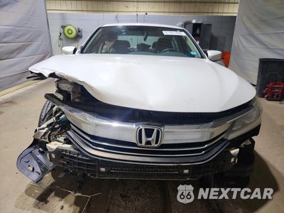 Piąte zdjęcie samochodu w środku: 2017 HONDA ACCORD LX VIN:1HGCR2F36HA087376 - miniatura