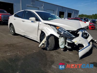 Czwarte zdjęcie samochodu z boku: 2019 FORD FUSION SEL VIN:3FA6P0CD8KR127995 - miniatura
