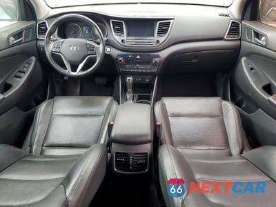 Zdjęcie 8 z 13 samochodu: 2017 HYUNDAI TUCSON LIMITED VIN:KM8J33A21HU321624 - miniatura