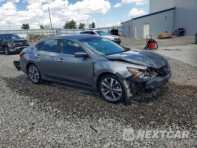 Czwarte zdjęcie samochodu z boku: 2017 NISSAN ALTIMA 3.5 SR VIN:1N4BL3AP9HC192547 - miniatura