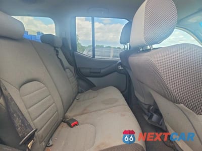 Zdjęcie 11 z 13 samochodu: 2005 NISSAN XTERRA S VIN:5N1AN08W65C636261 - miniatura
