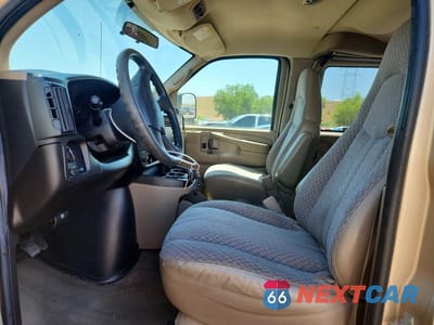 Zdjęcie 7 z 13 samochodu: 2006 CHEVROLET EXPRESS G3500 VIN:1GAHG35U661213090 - miniatura