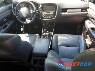 Zdjęcie 8 z 13 samochodu: 2019 MITSUBISHI OUTLANDER SE VIN:JA4AZ3A37KZ042176 - miniatura