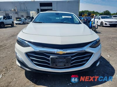 Piąte zdjęcie samochodu w środku: 2022 CHEVROLET MALIBU LS VIN:1G1ZB5ST9NF215301 - miniatura