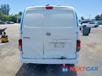 Zdjęcie 10 z 13 samochodu: 2017 NISSAN NV200 SV VIN:3N6CM0KN5HK714072 - miniatura