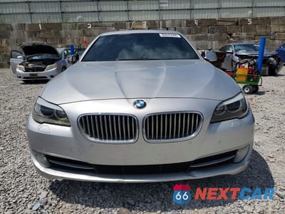 Piąte zdjęcie samochodu w środku: 2012 BMW 550 I VIN:WBAFR9C58CDV58409 - miniatura