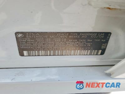 Zdjęcie 12 z 12 samochodu: 2006 BMW 325 I VIN:WBAVB13536PT16275 - miniatura