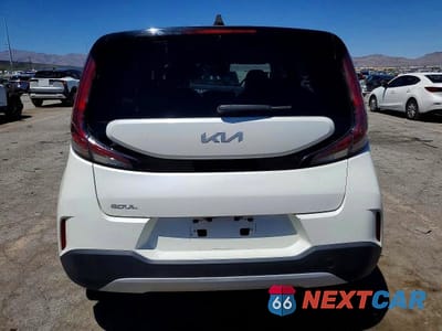 Zdjęcie 6 z 12 samochodu: 2023 KIA SOUL LX VIN:KNDJ23AU8P7875765 - miniatura