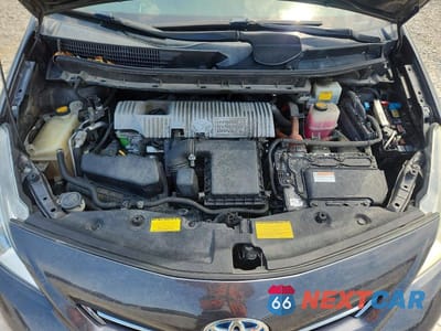 Zdjęcie 11 z 12 samochodu: 2013 TOYOTA PRIUS V TWO VIN:JTDZN3EU9D3222269 - miniatura