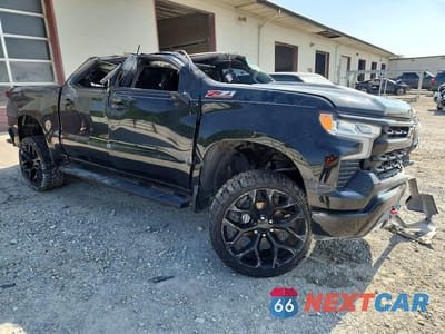 Czwarte zdjęcie samochodu z boku: 2024 CHEVROLET SILVERADO K1500 LT TRAIL BOSS VIN:3GCPDFEK5RG126007 - miniatura