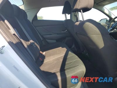 Zdjęcie 10 z 13 samochodu: 2024 HYUNDAI ELANTRA SEL VIN:KMHLM4DG5RU637175 - miniatura