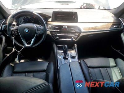 Zdjęcie 8 z 12 samochodu: 2018 BMW 530E VIN:WBAJA9C59JB034373 - miniatura