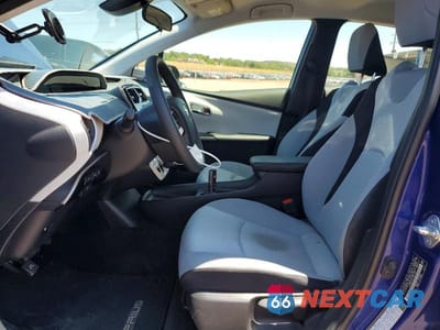Zdjęcie 7 z 12 samochodu: 2018 TOYOTA PRIUS TWO VIN:JTDKBRFU5J3069333 - miniatura