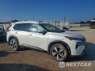 Czwarte zdjęcie samochodu z boku: 2024 NISSAN ROGUE SL VIN:5N1BT3CBXRC716717 - miniatura