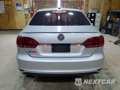 Zdjęcie 6 z 12 samochodu: 2014 VOLKSWAGEN JETTA GLI VIN:3VW5T7AJ6EM360890 - miniatura