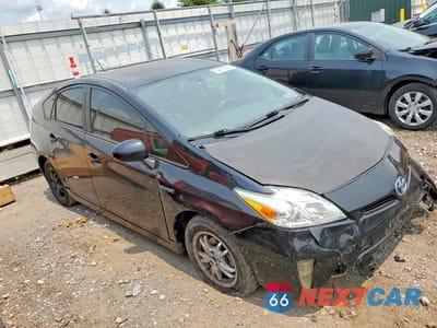 Czwarte zdjęcie samochodu z boku: 2014 TOYOTA PRIUS TWO VIN:JTDKN3DU0E1750573 - miniatura