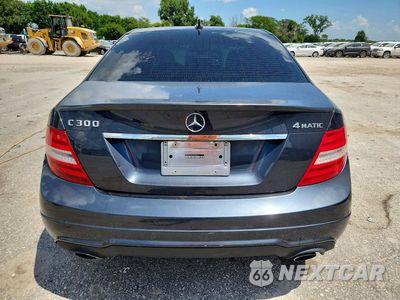 Zdjęcie 6 z 12 samochodu: 2014 MERCEDES-BENZ C 300 4MATIC VIN:WDDGF8AB8ER322356 - miniatura
