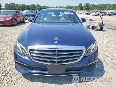 Piąte zdjęcie samochodu w środku: 2017 MERCEDES-BENZ E 300 4MATIC VIN:WDDZF4KB0HA212498 - miniatura