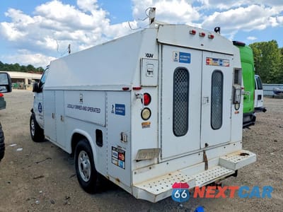 Drugie zdjęcie samochodu z przodu: 2003 FORD ECONOLINE E350 SUPER DUTY CUTAWAY VAN VIN:1FDSE35L93HA90538 - miniatura