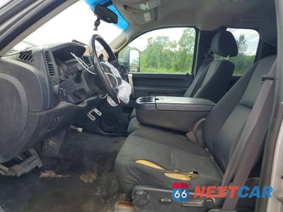 Zdjęcie 7 z 12 samochodu: 2011 CHEVROLET SILVERADO K2500 HEAVY DUTY LT VIN:1GC2KXCG2BZ434794 - miniatura