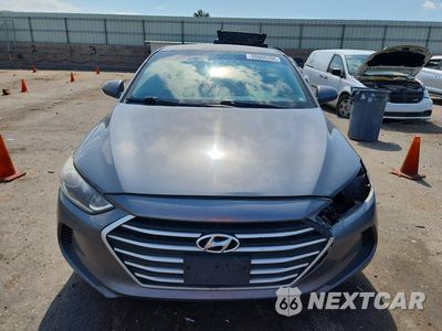 Piąte zdjęcie samochodu w środku: 2018 HYUNDAI ELANTRA SE VIN:5NPD74LFXJH347764 - miniatura