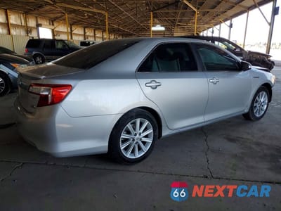 Trzecie zdjęcie samochodu z tyłu: 2012 TOYOTA CAMRY HYBRID XLE VIN:4T1BD1FK0CU046898 - miniatura