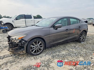 2018 MAZDA 3 TOURING 3MZBN1V34JM187323 - główne zdjęcie licytacji z USA - miniatura
