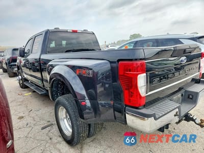 Drugie zdjęcie samochodu z przodu: 2021 FORD F350 SUPER DUTY VIN:1FT8W3DT7MEC07324 - miniatura