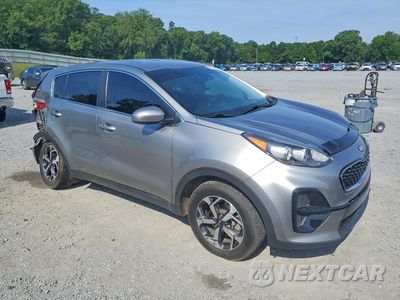 Czwarte zdjęcie samochodu z boku: 2020 KIA SPORTAGE LX VIN:KNDPM3AC1L7803182 - miniatura