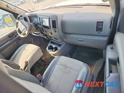Zdjęcie 8 z 13 samochodu: 2020 NISSAN NV 1500 SV VIN:1N6BF0KM9LN802722 - miniatura