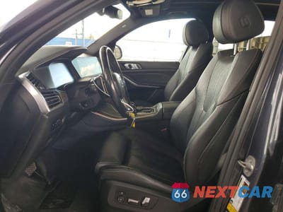 Zdjęcie 7 z 13 samochodu: 2019 BMW X5 XDRIVE40I VIN:5UXCR6C54KLK85122 - miniatura