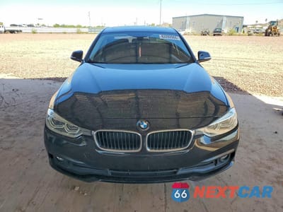 Piąte zdjęcie samochodu w środku: 2018 BMW 320 I VIN:WBA8A9C50JAD26906 - miniatura