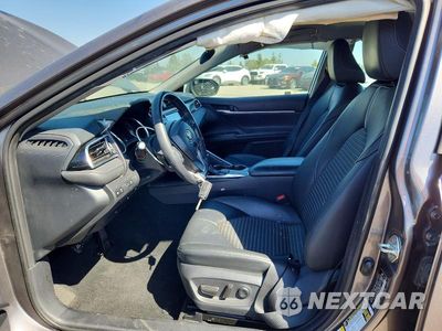 Zdjęcie 7 z 13 samochodu: 2018 TOYOTA CAMRY SE VIN:4T1B11HK6JU508125 - miniatura