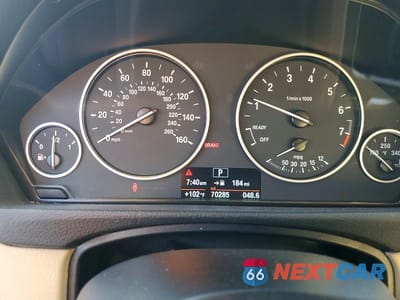 Zdjęcie 9 z 13 samochodu: 2018 BMW 320 XI VIN:WBA8E5G54JNU47516 - miniatura